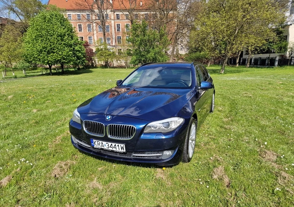 BMW Seria 5 cena 44000 przebieg: 336000, rok produkcji 2011 z Kraków małe 211